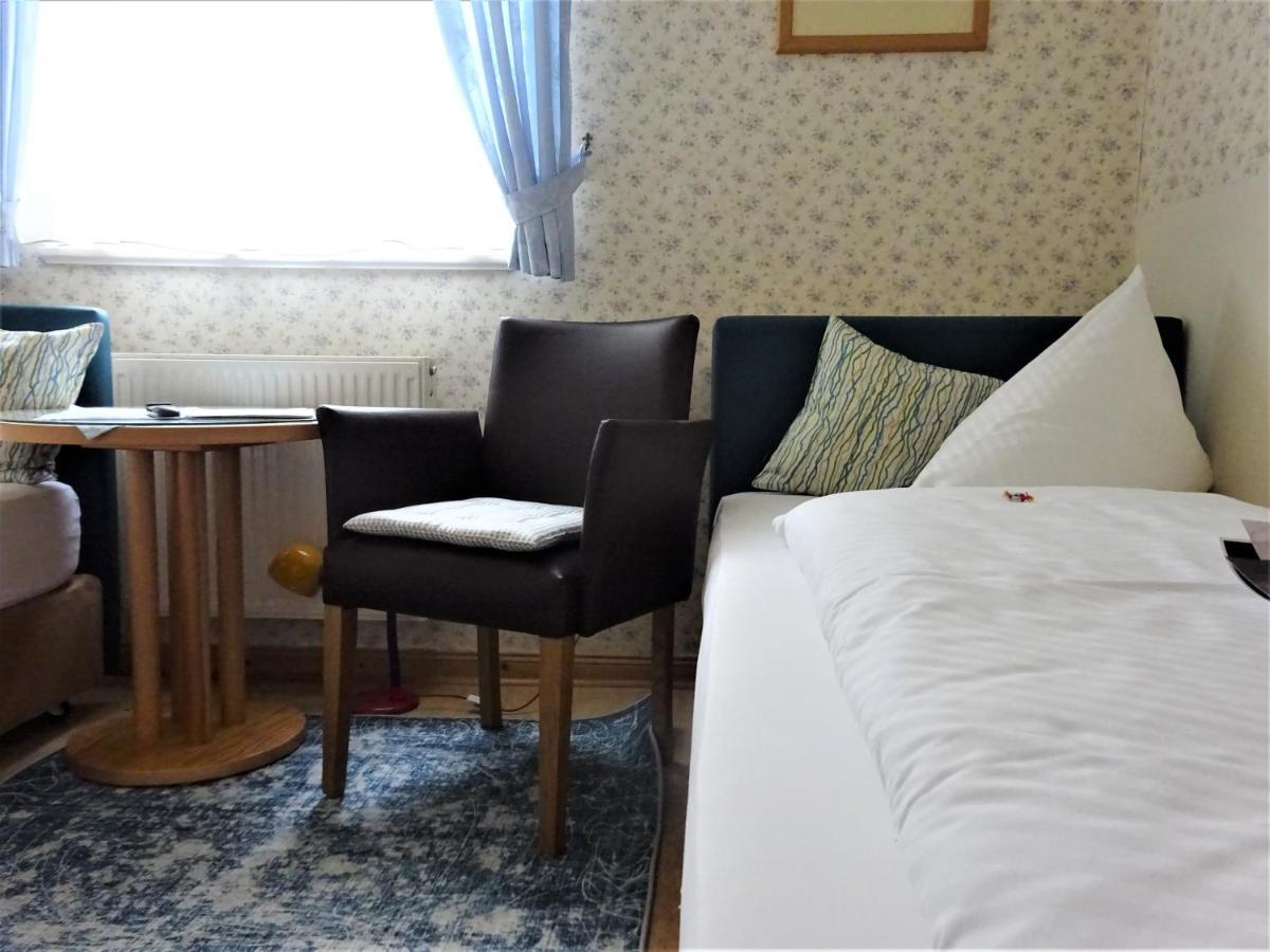 Hotel Pension Zur Faehrbruecke Stralsund Luaran gambar