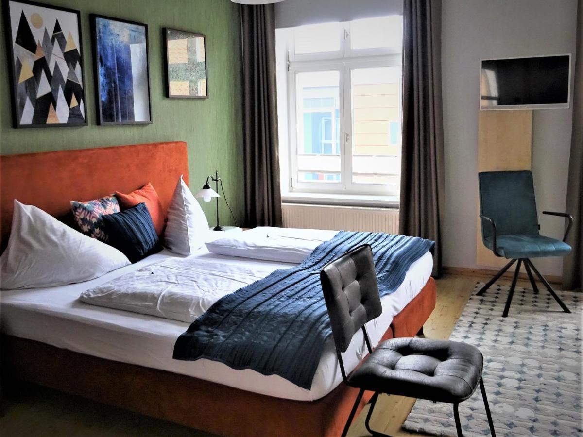 Hotel Pension Zur Faehrbruecke Stralsund Luaran gambar