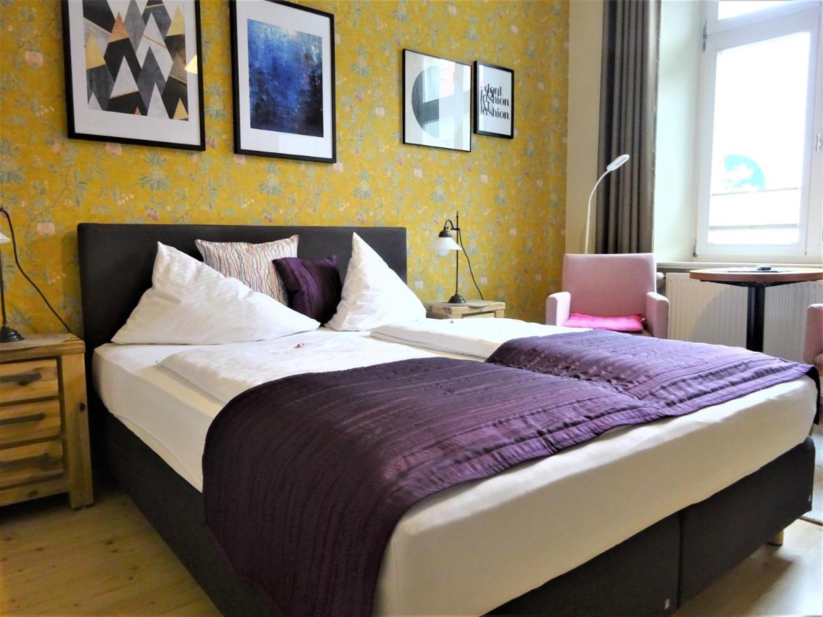 Hotel Pension Zur Faehrbruecke Stralsund Luaran gambar